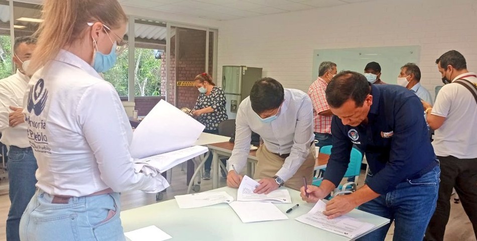 Defensoría propicia acuerdo entre comunidad de veredas de El Colegio y Enel-Emgesa