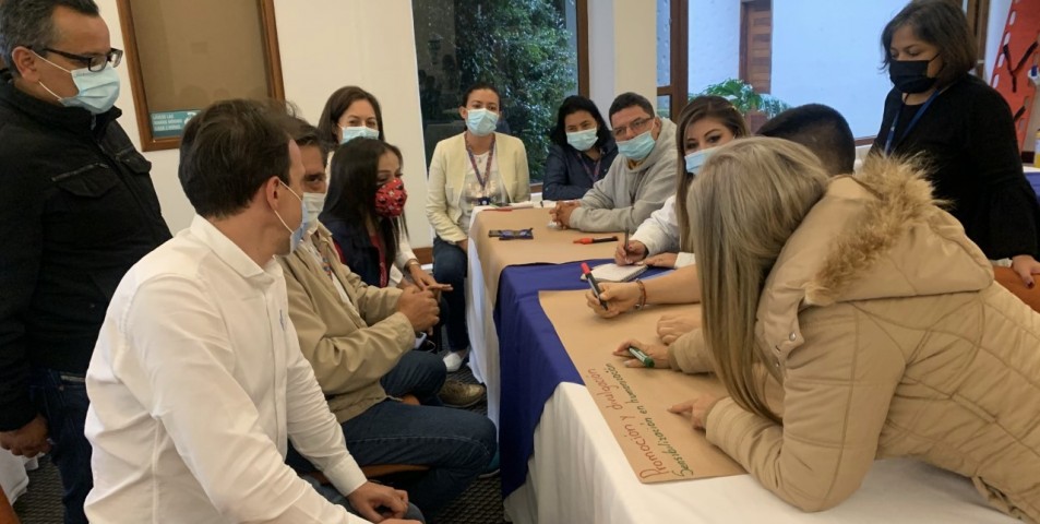 Delegada de Salud realiza primer encuentro nacional de enlaces