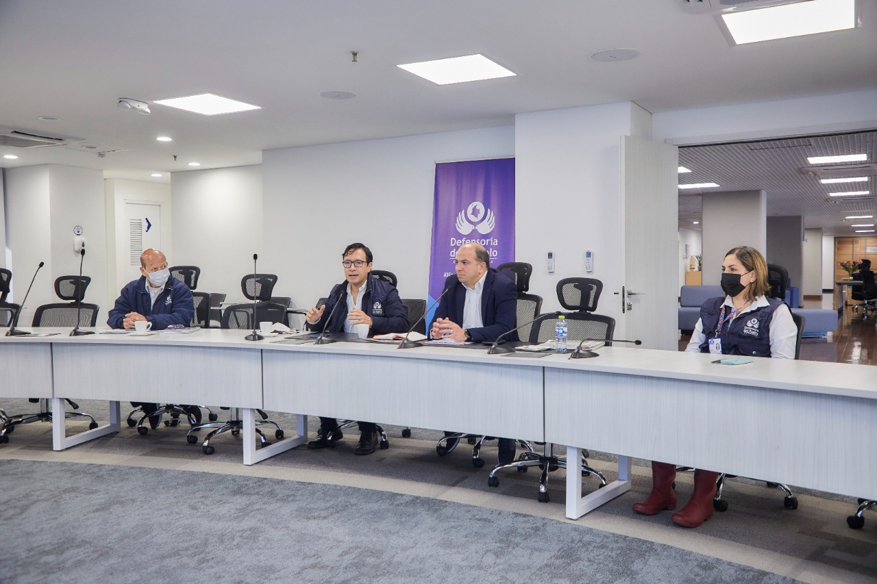 Mientras en 2018 hubo cerca de 1.300 funcionarios atendiendo los comicios, en esta oportunidad supera los 2.500 servidores de la Entidad acompañando la jornada electoral.