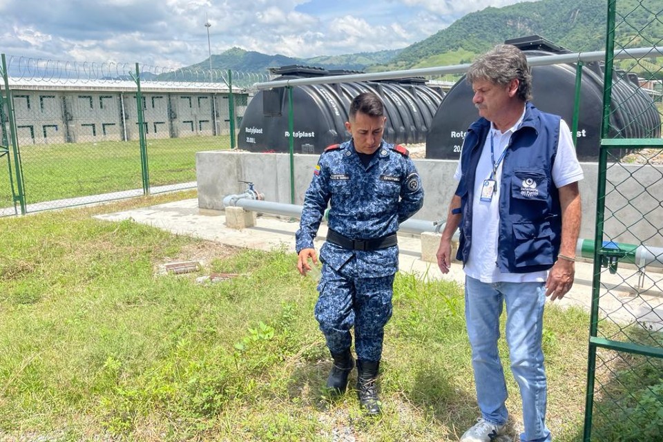 Visita a cárcel de Guaduas.