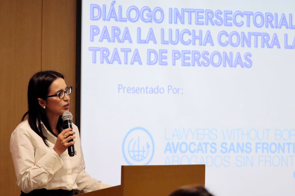 Evento trata de personas. 