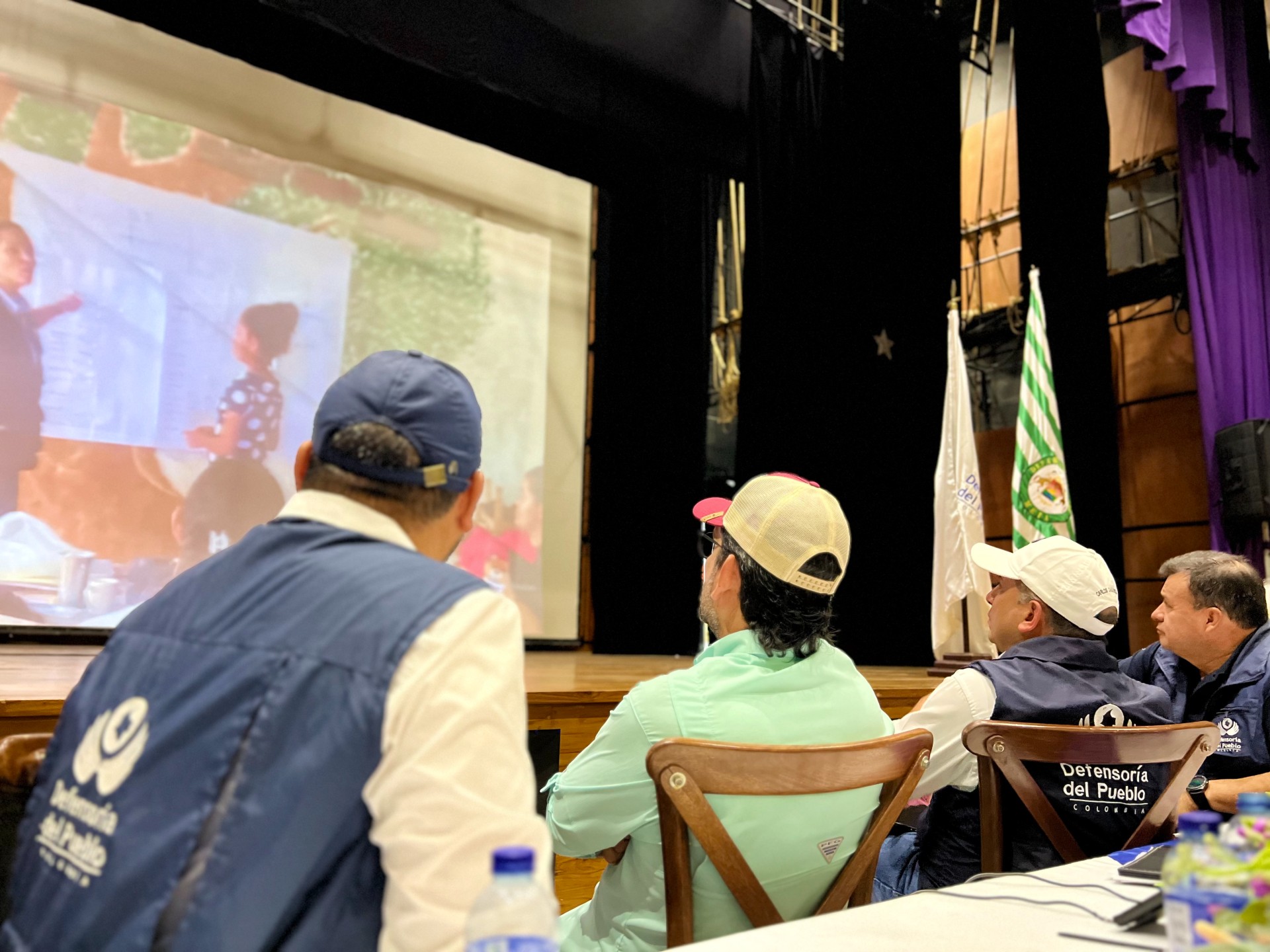 La protección de los recursos naturales se debe hacer en diálogo con los campesinos para frenar la conflictividad socioambiental