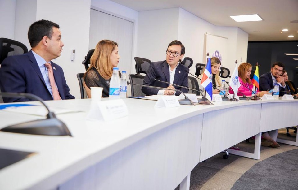 La Defensoría del Pueblo intercambia experiencias con su homóloga dominicana