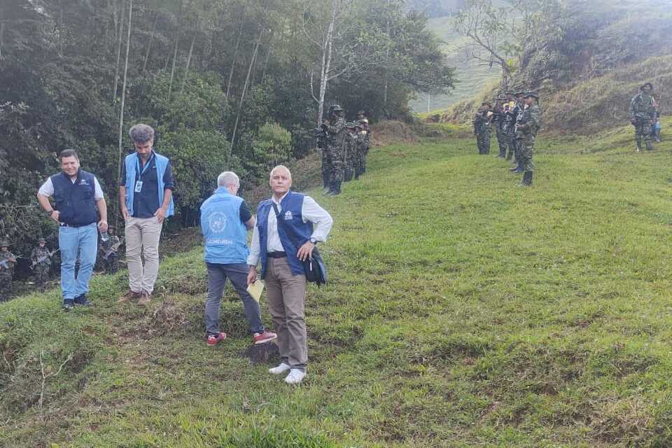 Misión humanitaria de la Defensoría del Pueblo facilitó liberación de joven que estaba en poder de disidencias de las FARC