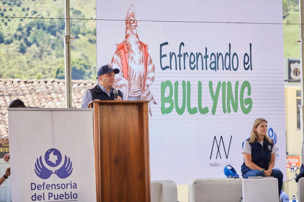 Defensor del Pueblo alerta el desconocimiento en el abordaje de situaciones de acoso escolar por parte de la comunidad educativa