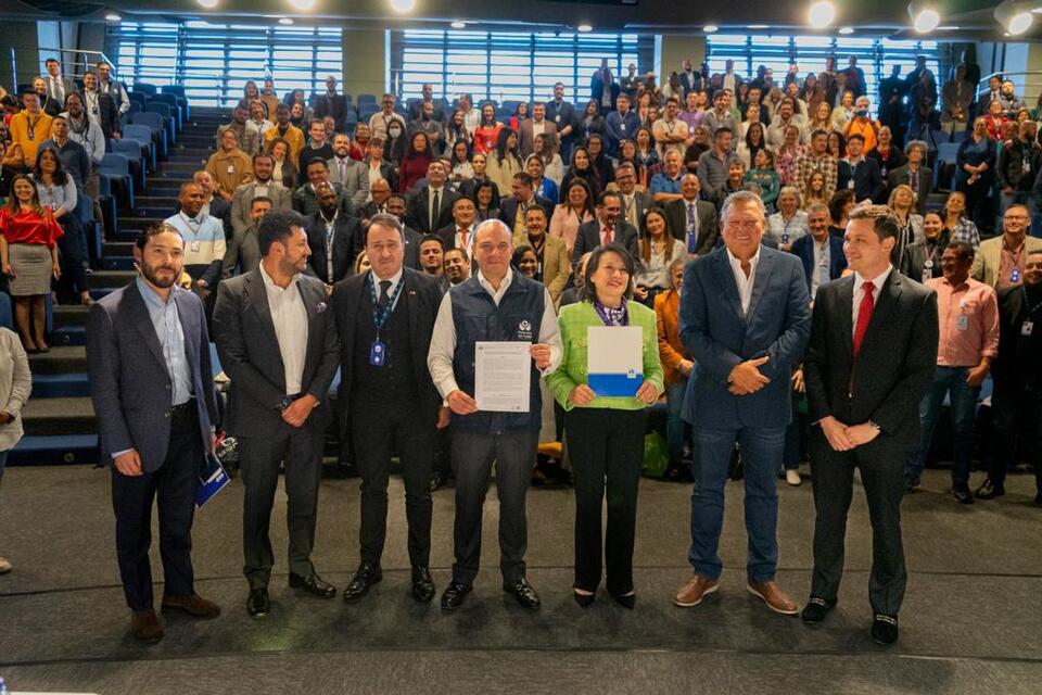Defensoría del Pueblo logra acuerdo clave con organizaciones sindicales de la entidad