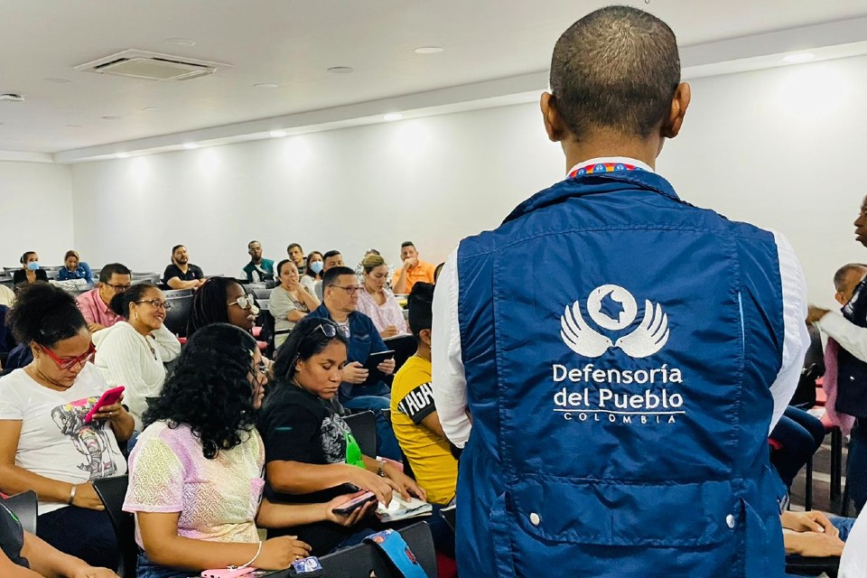 Defensoría, Personería y la Universidad Santiago de Cali capacitan a líderes sociales y funcionarios de Palmira