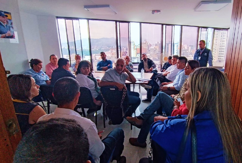 Defensoría lidera concertación de acuerdos entre comunidad del corregimiento Morelia