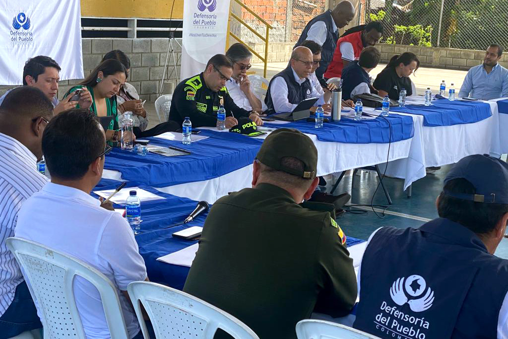Defensoría lidera diálogo social entre jóvenes del norte del Cauca y entidades gubernamentales