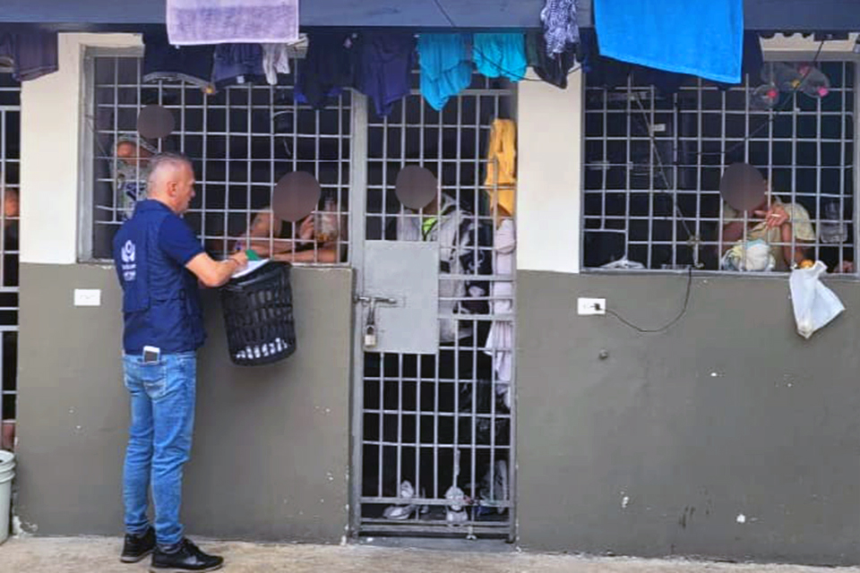 Defensoría del Pueblo brinda atención a población privada de la libertad en Manizales