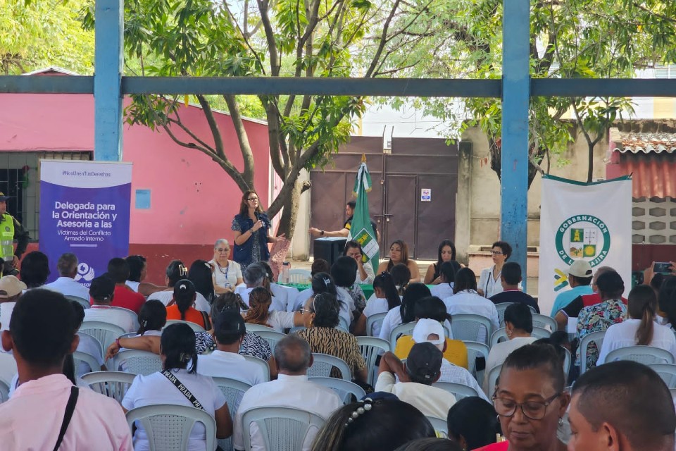 Defensoría del Pueblo informa proceso para acceder a plataforma para elección de delegados en el exterior a la Mesa Nacional de Participación Efectiva de Víctimas
