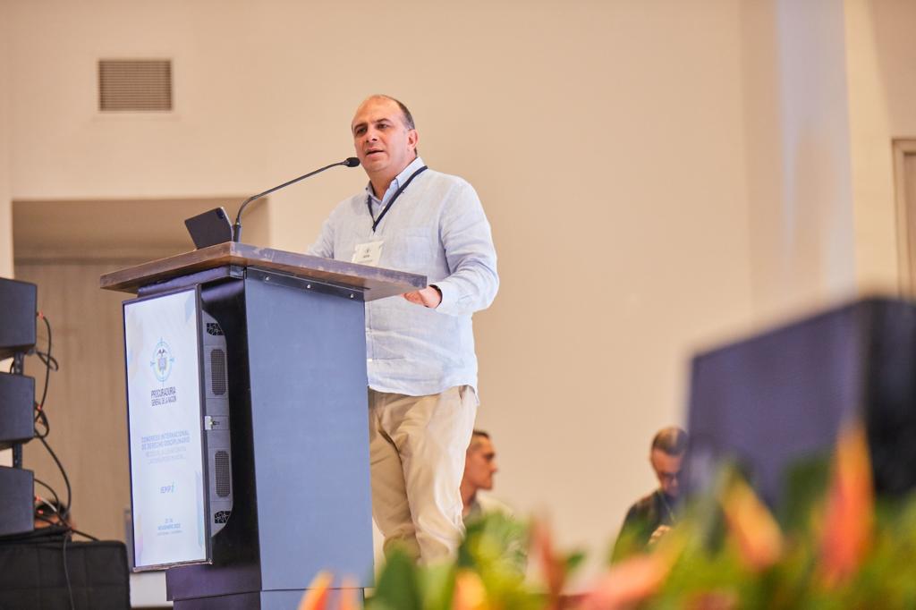 “Con un ordenamiento normativo disciplinario fuerte podremos construir una herramienta efectiva para combatir hechos de corrupción”. 