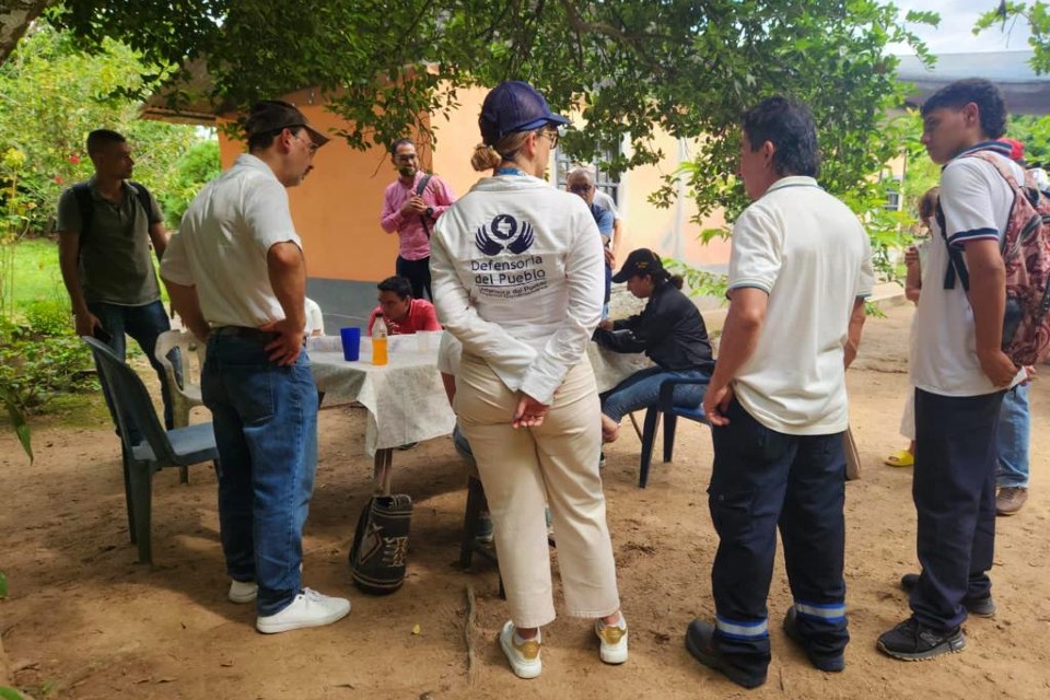 Defensoría constata falta de servicios públicos para familias del Nilo, Cundinamarca  