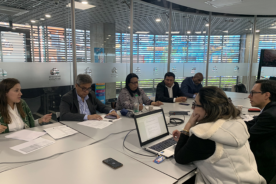 Defensoría del Pueblo preside primera sesión ordinaria de la Comisión Asesora de Derechos Humanos y Paz en 2024