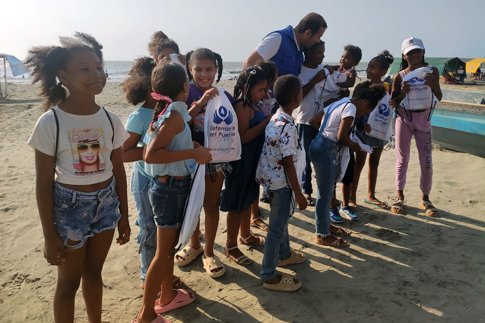 Defensoría del Pueblo lleva oferta institucional a zona insular de Bolívar