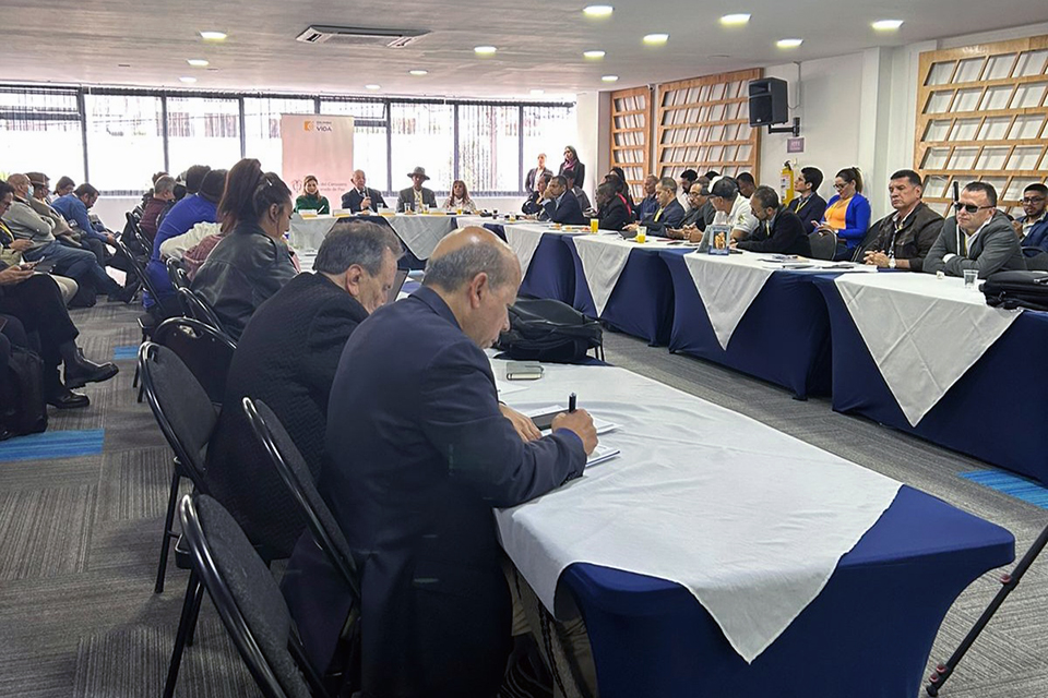 Defensoría del Pueblo participa en sesión de Consejo Nacional de Paz, Reconciliación y Convivencia