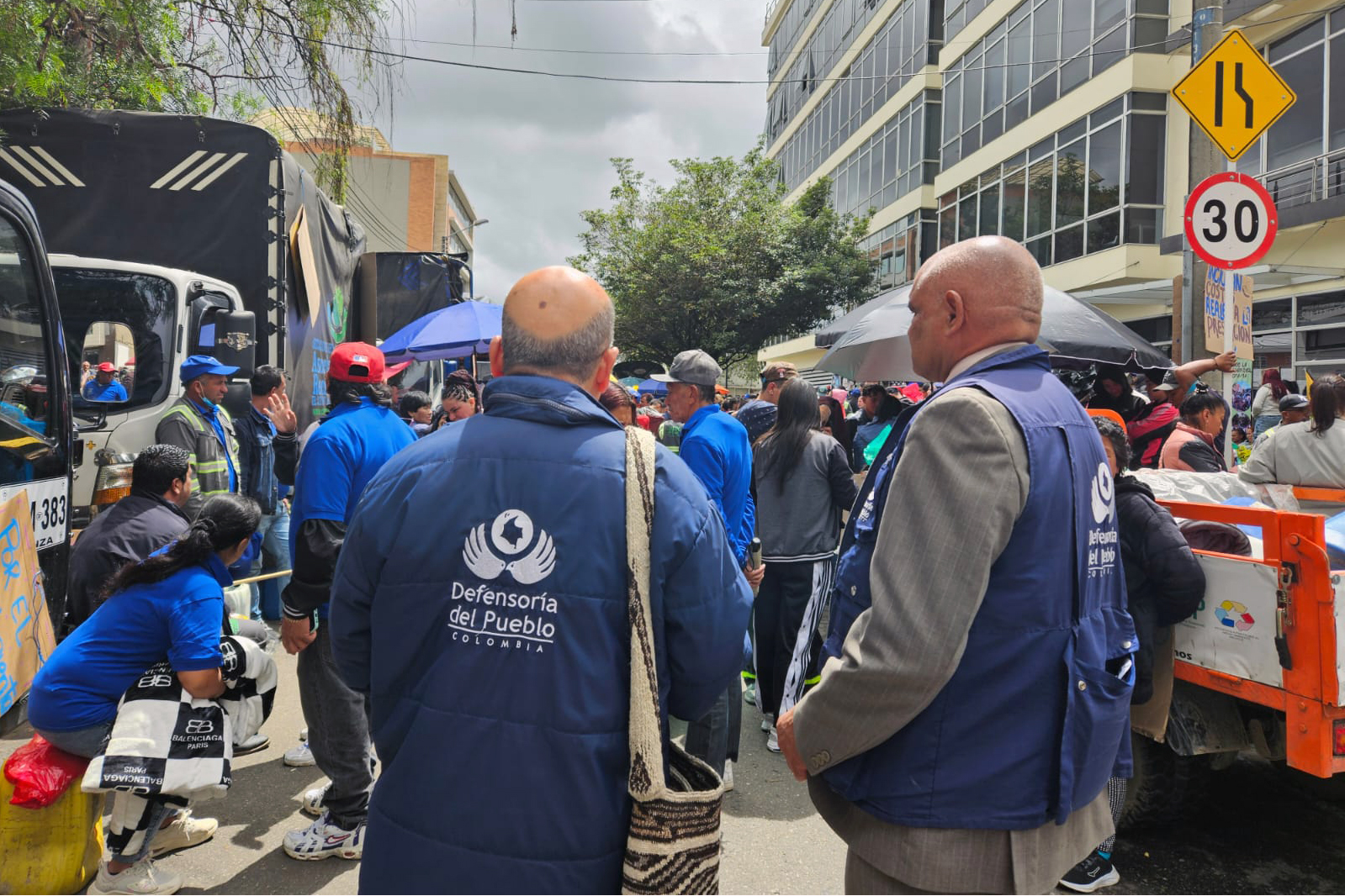 Urge mesa de diálogo para cumplir acuerdos con recicladores de oficio en Bogotá