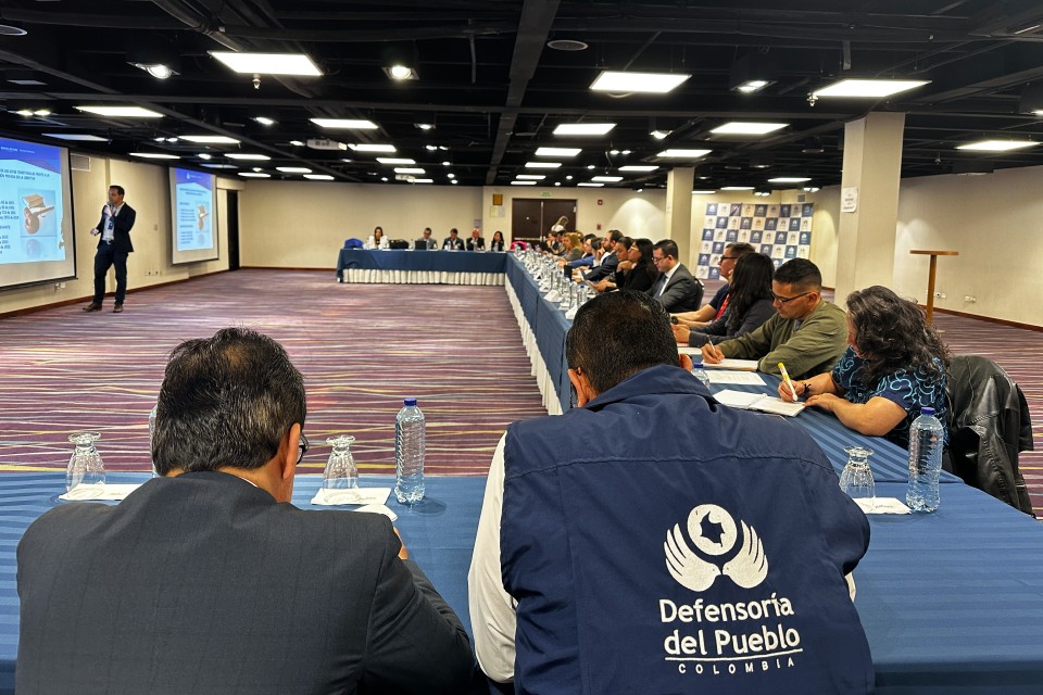 Defensoría del Pueblo lidera acciones urgentes para enfrentar crisis carcelaria en Bogotá