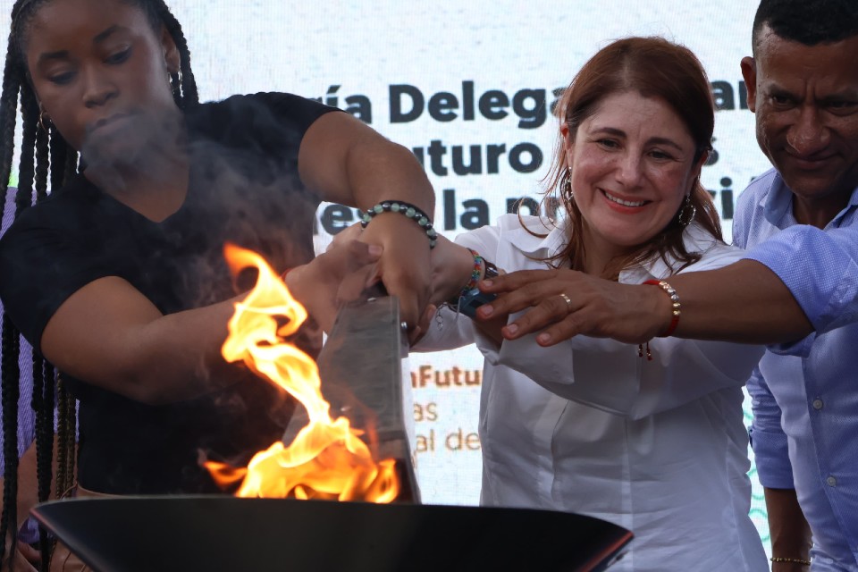 La Defensoría del Pueblo apuesta por el buen futuro de las juventudes