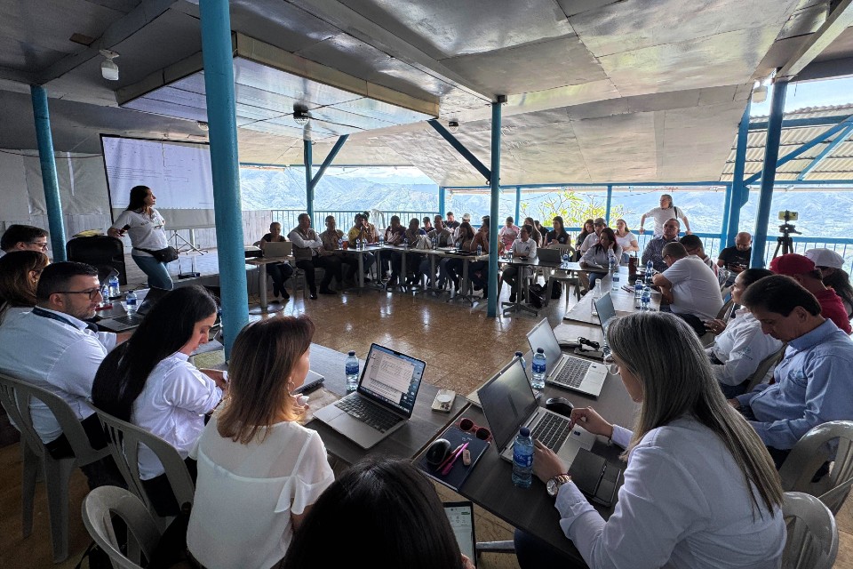 Defensoría realiza observaciones durante Mesa Minera de Diálogo en Marmato, Caldas