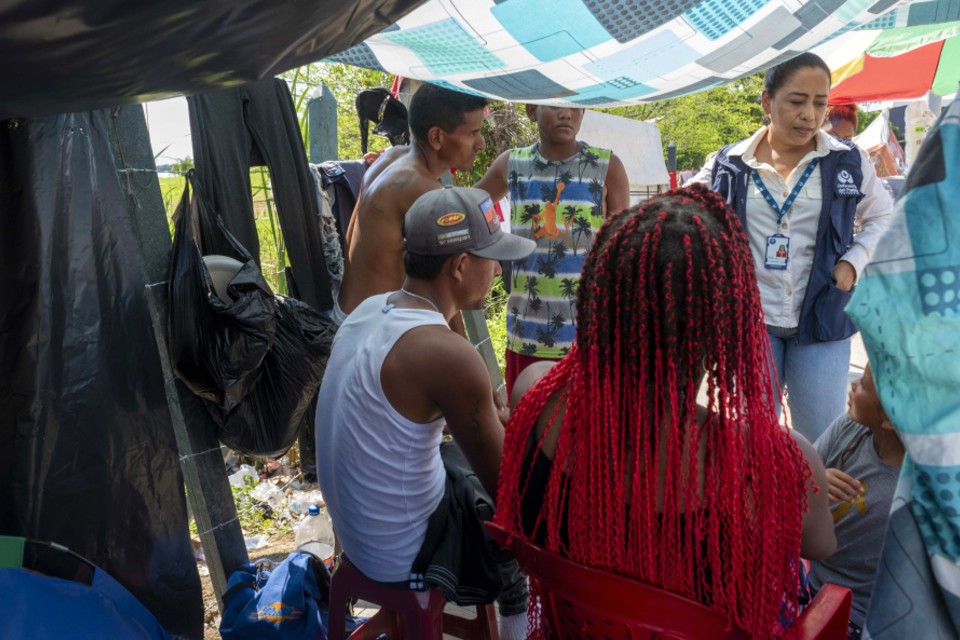 Migración inversa por la selva del Darién, desplazamiento forzado interno y confinamiento evidencian una grave crisis humanitaria