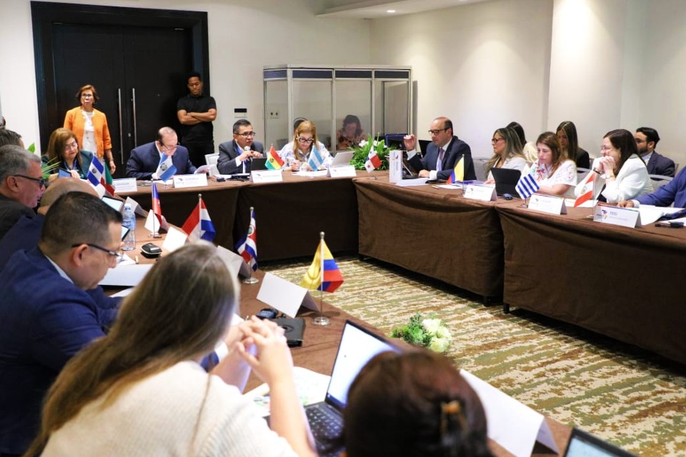 Defensora del Pueblo participa en Congreso Internacional sobre Movilidad Humana y Derechos Humanos en Panamá