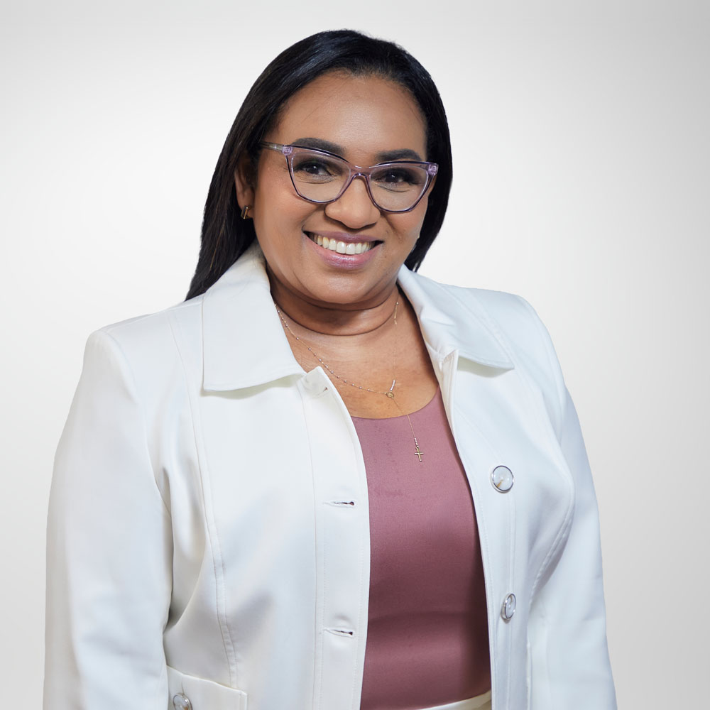 ELAINE GUTIÉRREZ CASALINS