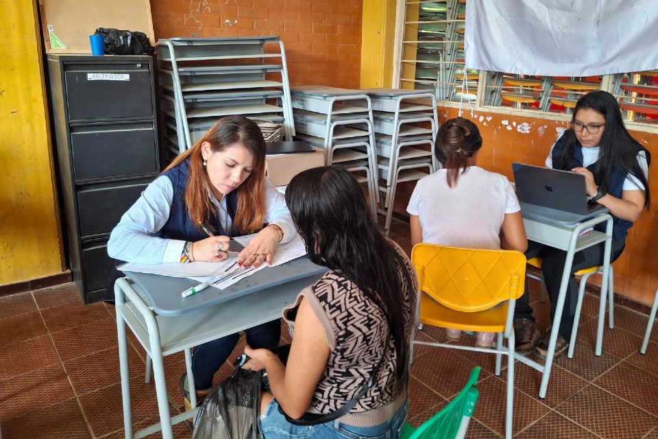 La Defensoría del Pueblo fortalece respuesta institucional a víctimas en Argelia, Cauca