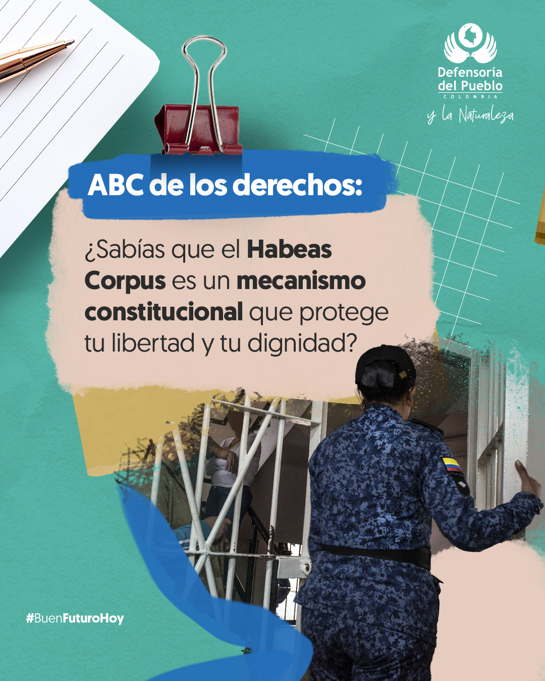 Tarima con micrófono