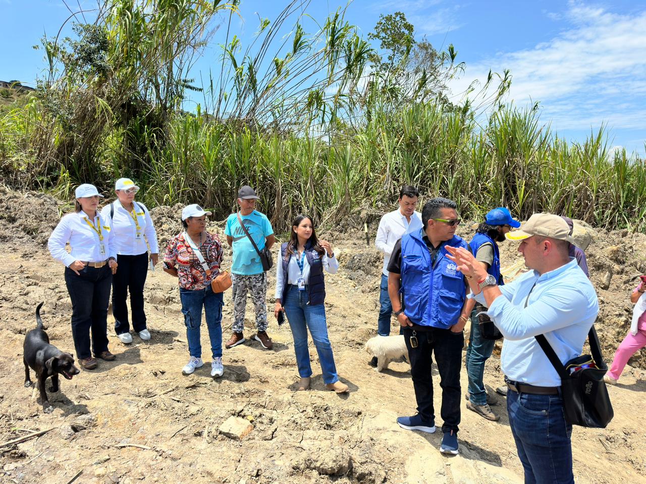 Funcionarios en terreno Boyacá